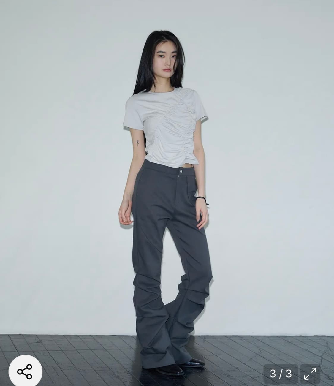 이레귤러 셔링 하프 티셔츠 상품이미지2