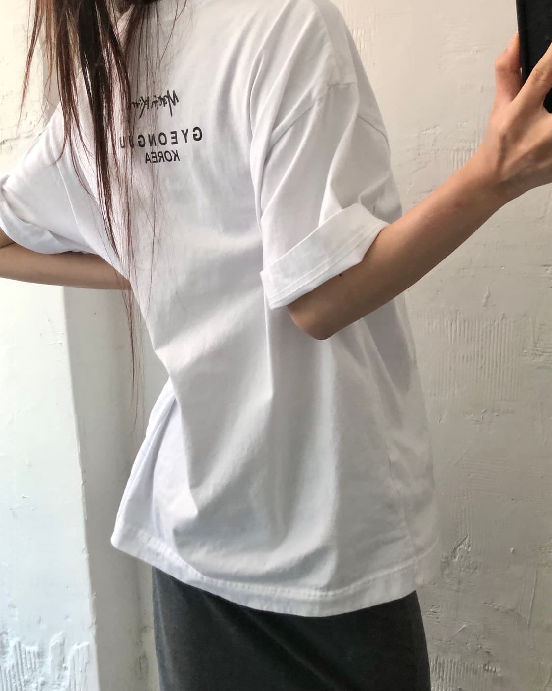 Matin Kim 마뗑킴 한글 로고 화이트 티셔츠 상품이미지3