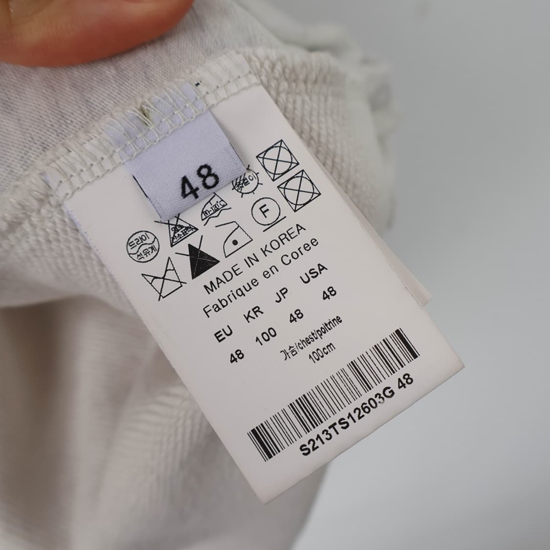 100/솔리드옴므 백로고 오버핏 맨투맨 상품이미지9