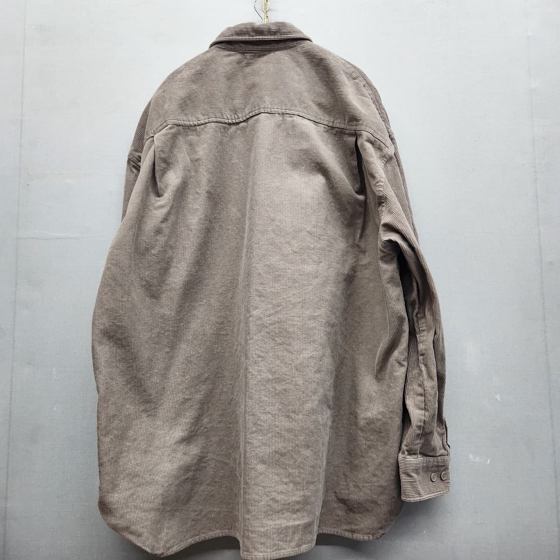 무신사스탠다드 원포켓 코듀로이 오버핏 셔츠 L(2XL) 상품이미지4