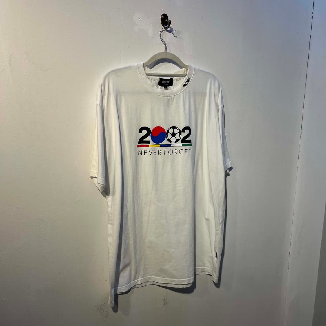 리스펙트 2002 네버 포켓 반팔 티셔츠 상품이미지3