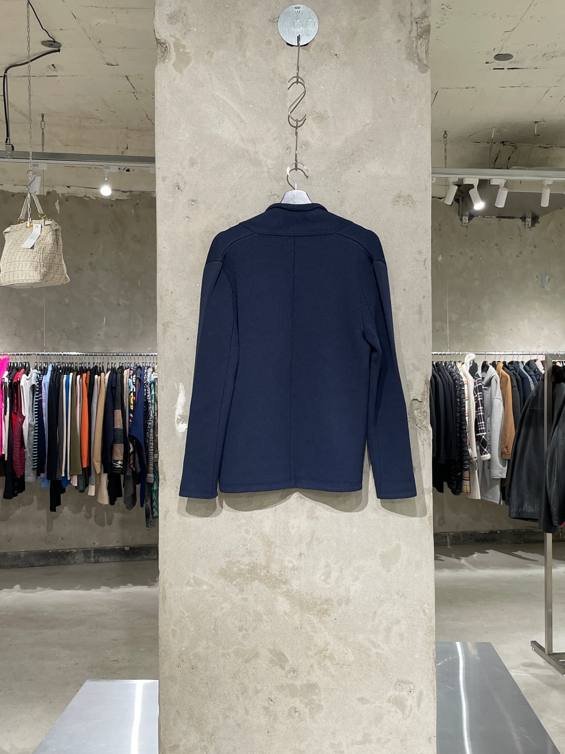 j.w.앤더슨 네이비 논 버튼 니트 가디건 상품이미지6