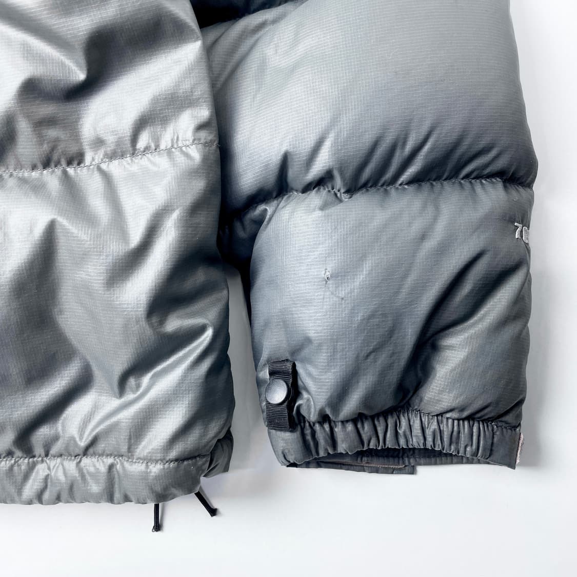 [중고] 노스페이스 700 구스다운 패딩 그레이 95 상품이미지6