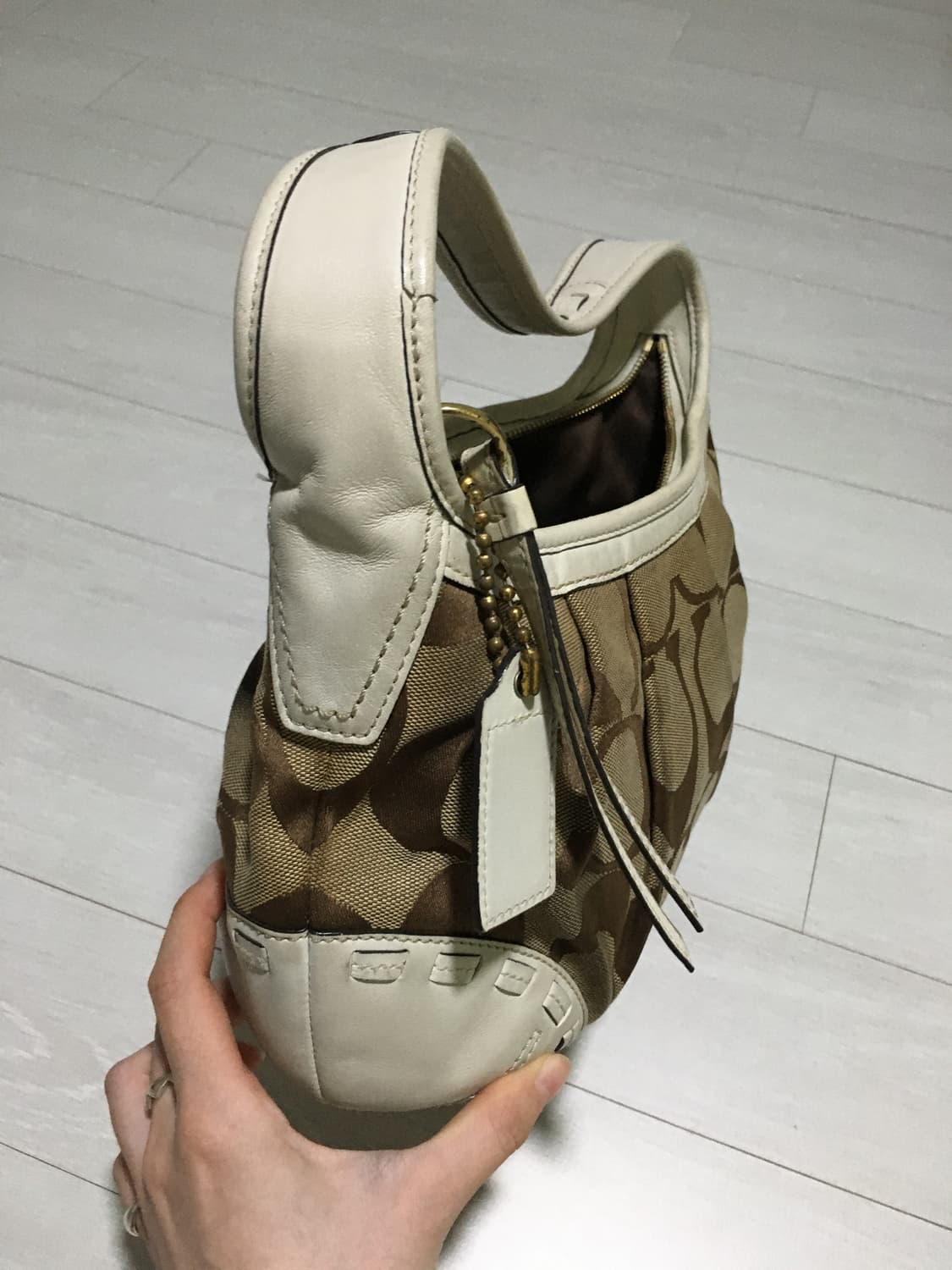 코치 시그니처 브라운 숄더 백(정품100%) 상품이미지2