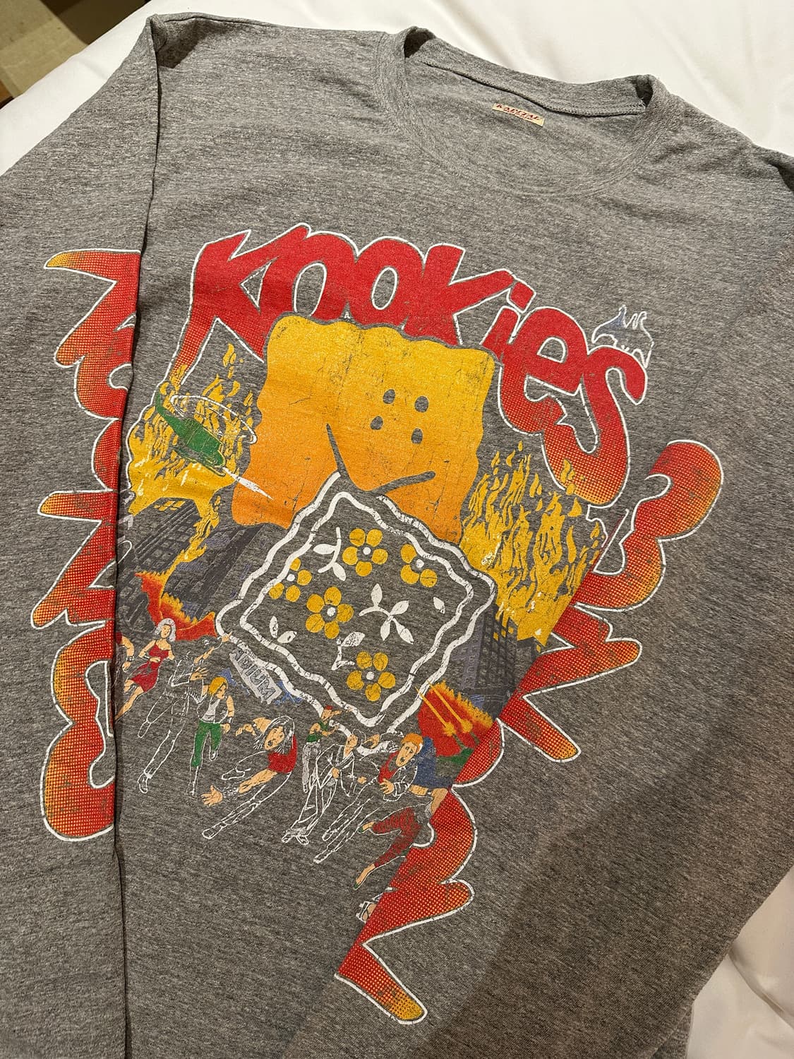 캐피탈 버스터 패키쉬 티셔츠 상품이미지1