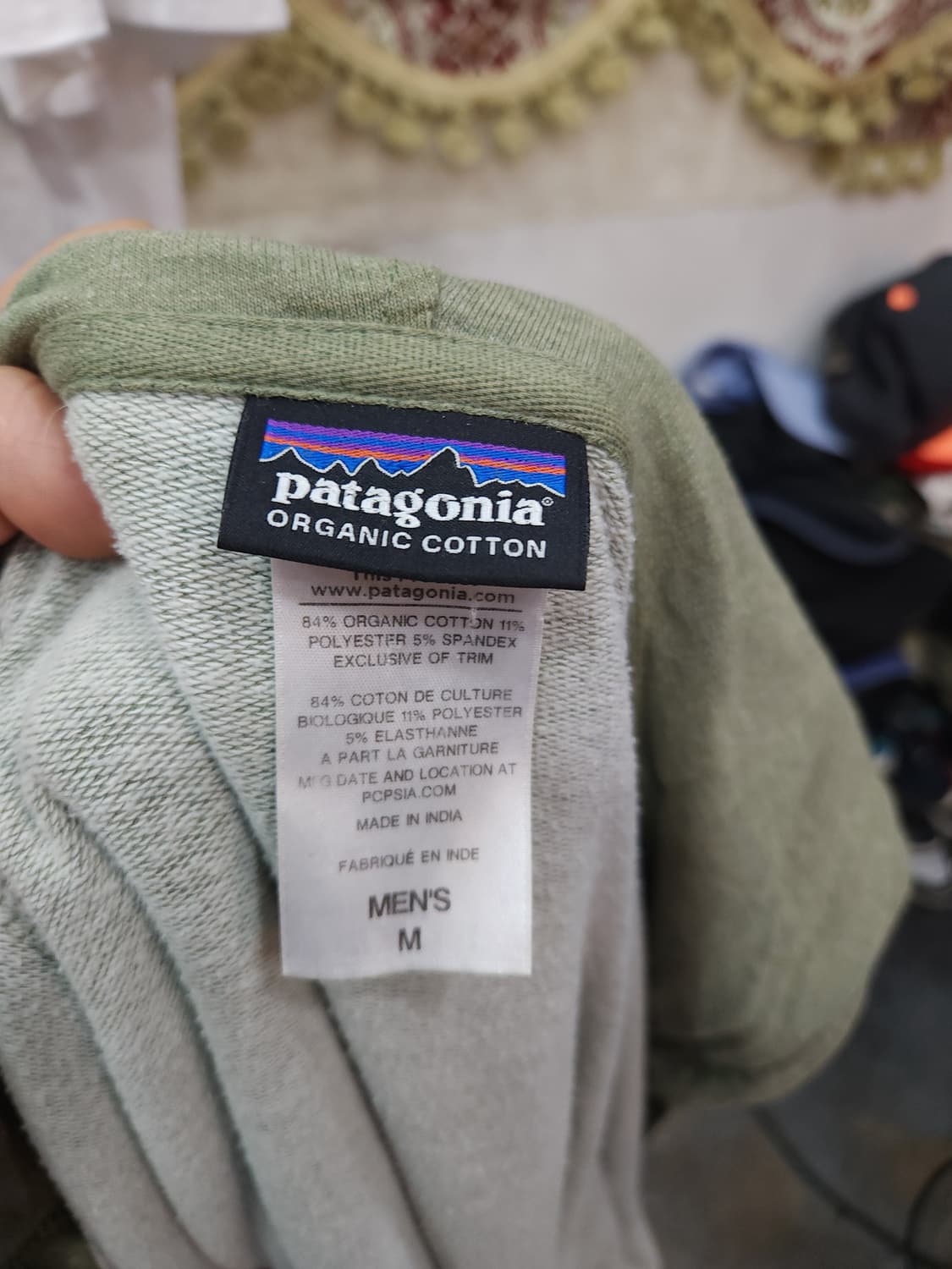 파타고니아 빅로고 후드집업 자켓
 상품이미지6