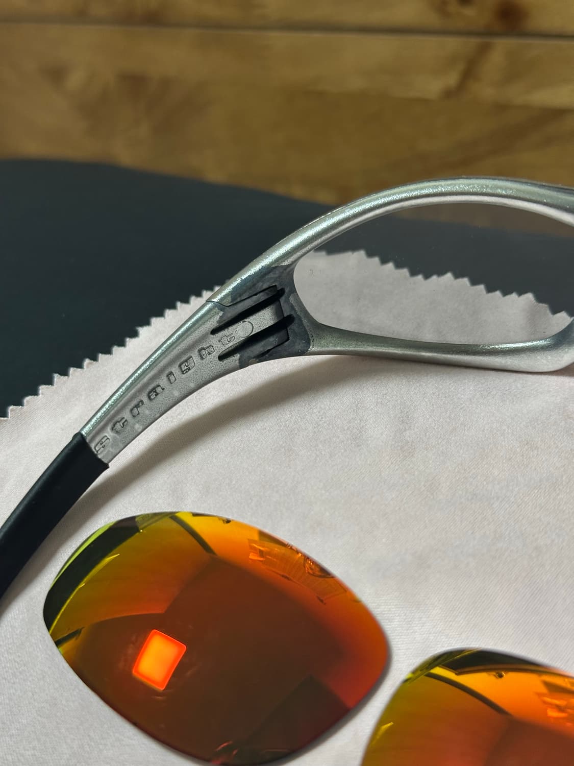 오클리 뉴 스트레이트 자켓 99 알루미늄 상품이미지4