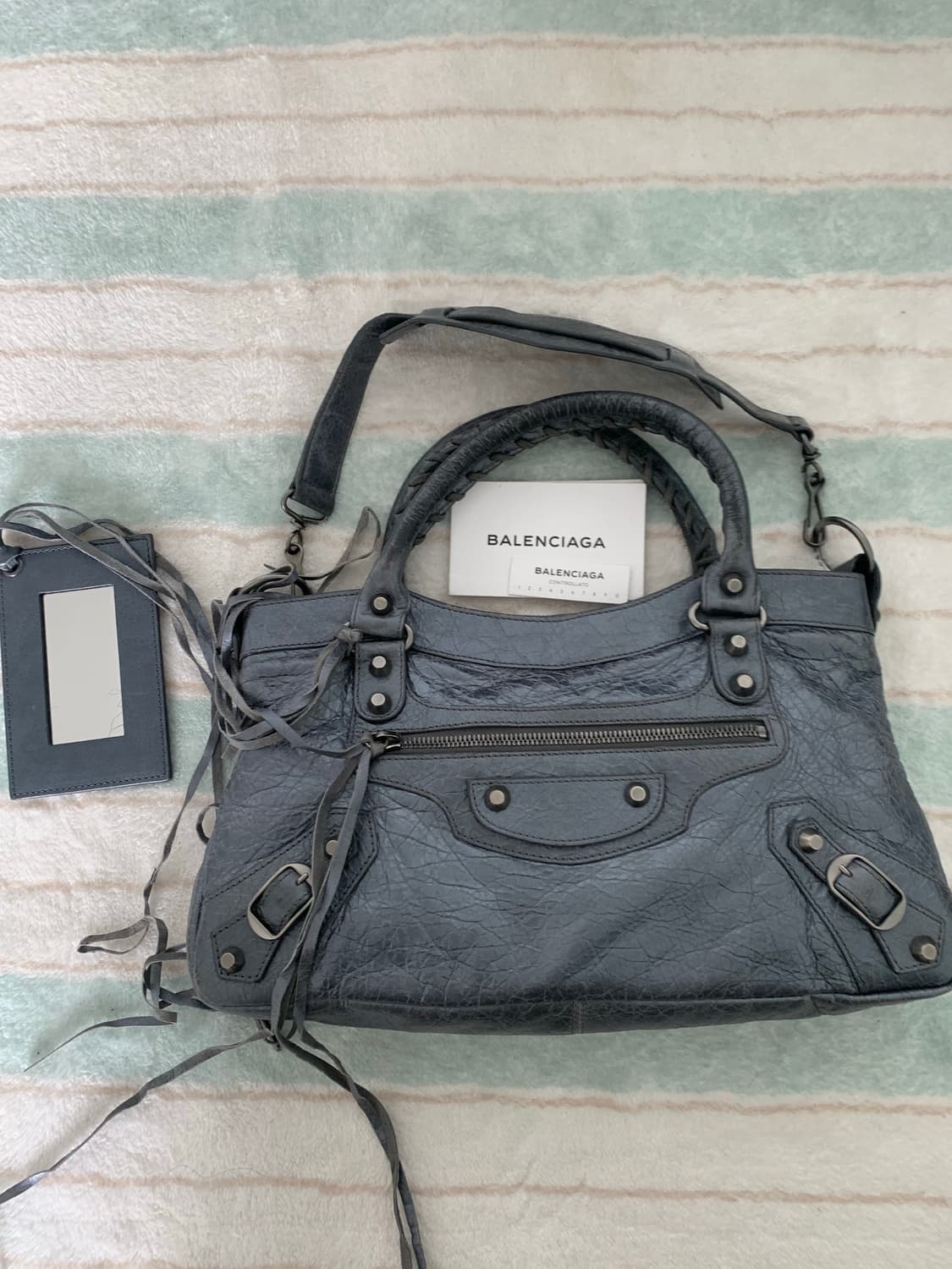 발렌시아가 퍼스트 시티백 모터백 상품이미지3