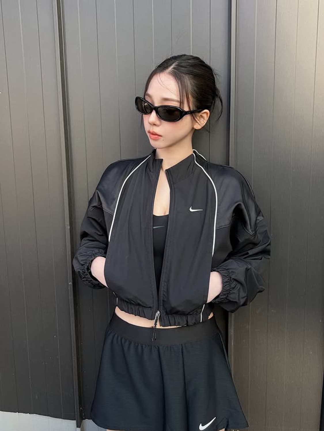 (L)(새상품)나이키 바람막이 우먼스 카리나 크롭 트랙 자켓 블랙 화이트 상품이미지4