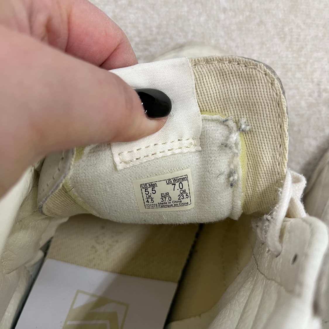 235 반스 스케이트 하이 스니커즈 0126M 상품이미지7