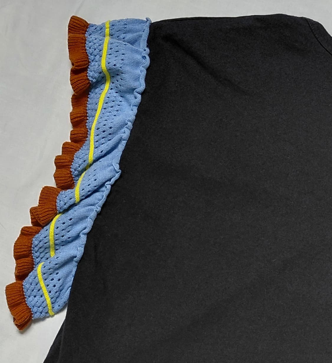 [Ray BEAMS/M] 레이 빔즈 배색 프릴 소매 티셔츠 상품이미지8