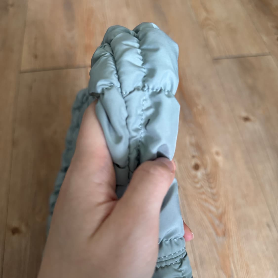 Cos 코스 퀼티드 미니백 더스티그린 가방 숄더백 상품이미지5