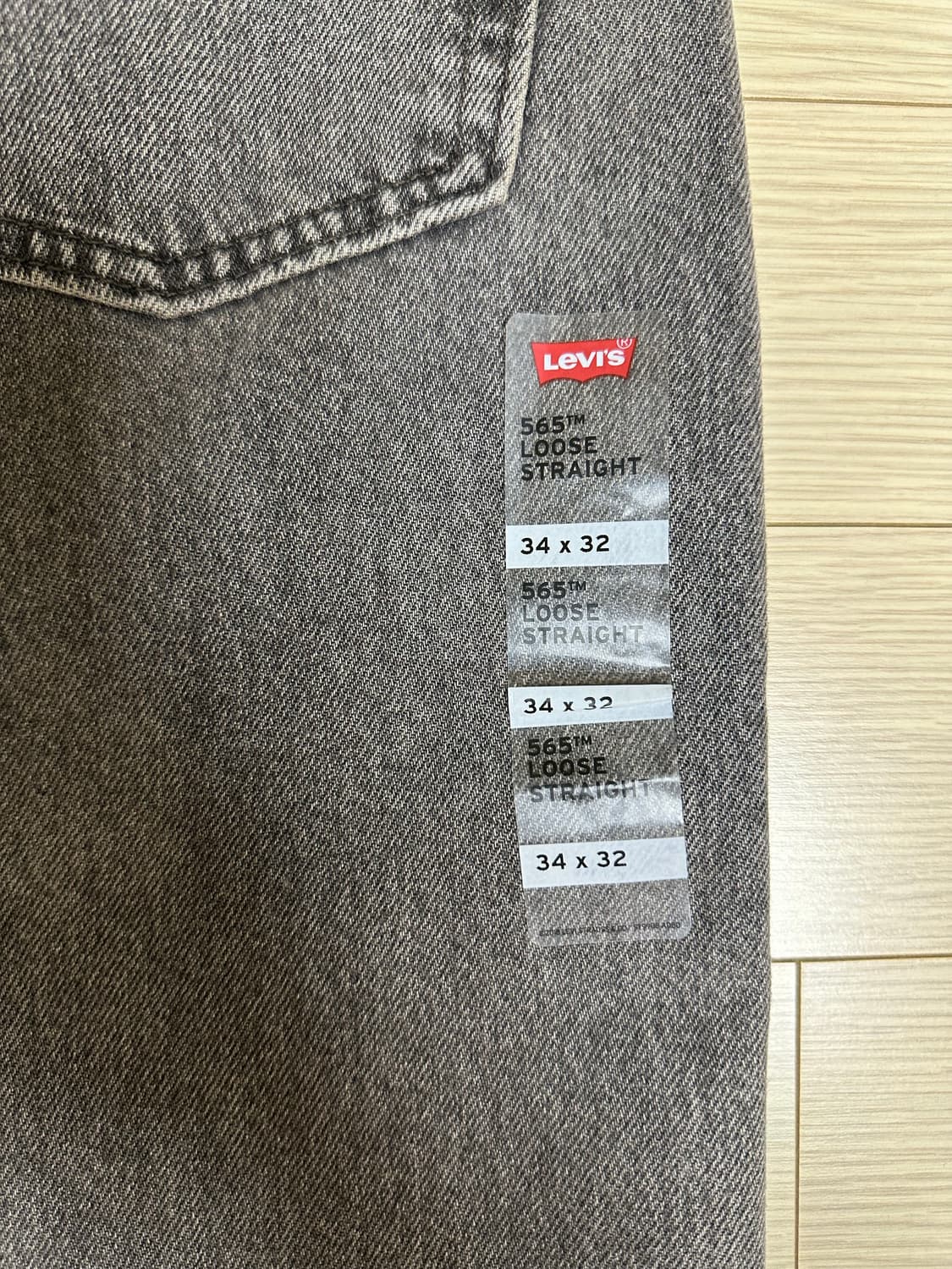 565™ 루즈 스트레이트 진 34 / 32 상품이미지5