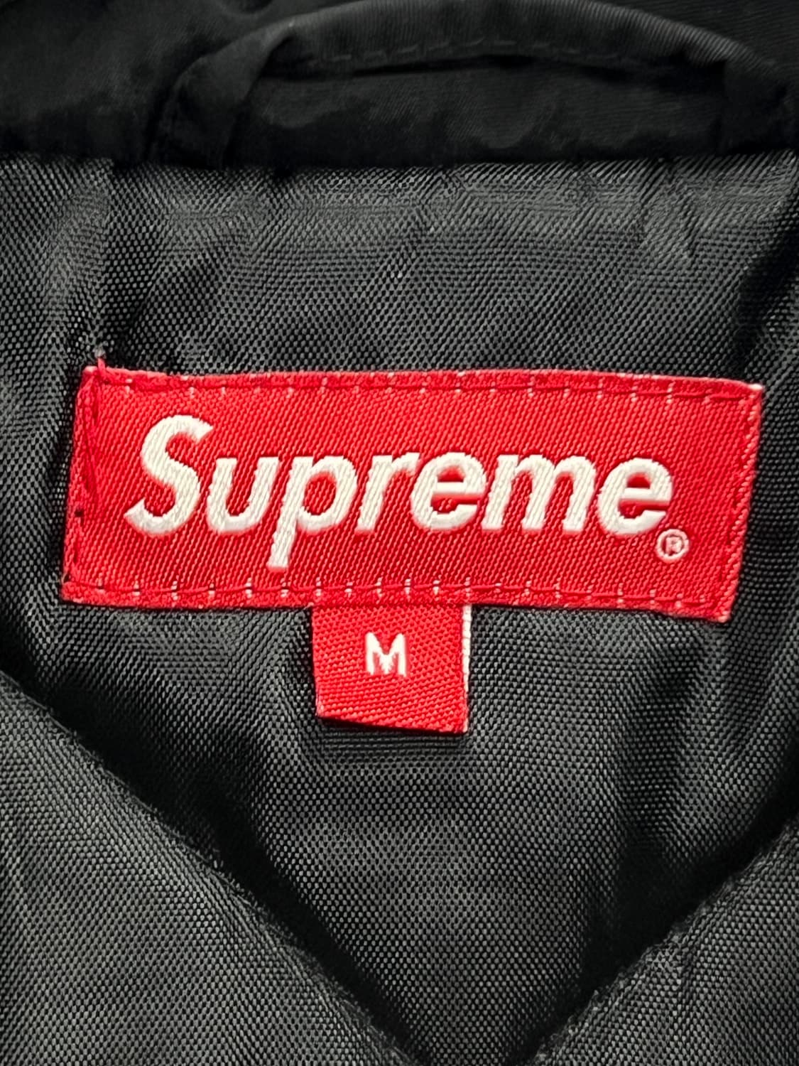 슈프림 17FW 빅로고 스타디움 파카 상품이미지6