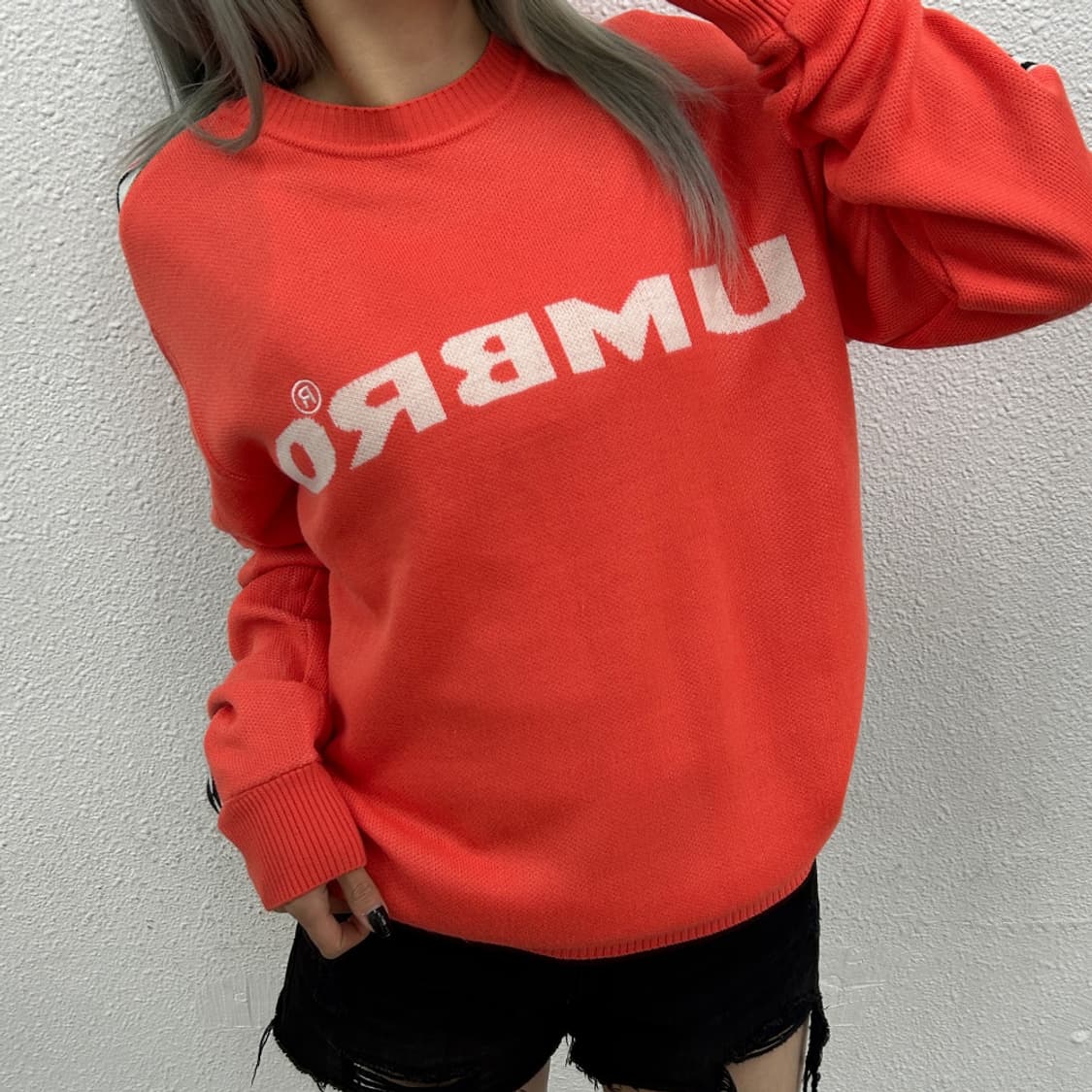 엄브로 센터로고 다이아라인 코랄 니트 95 상품이미지2