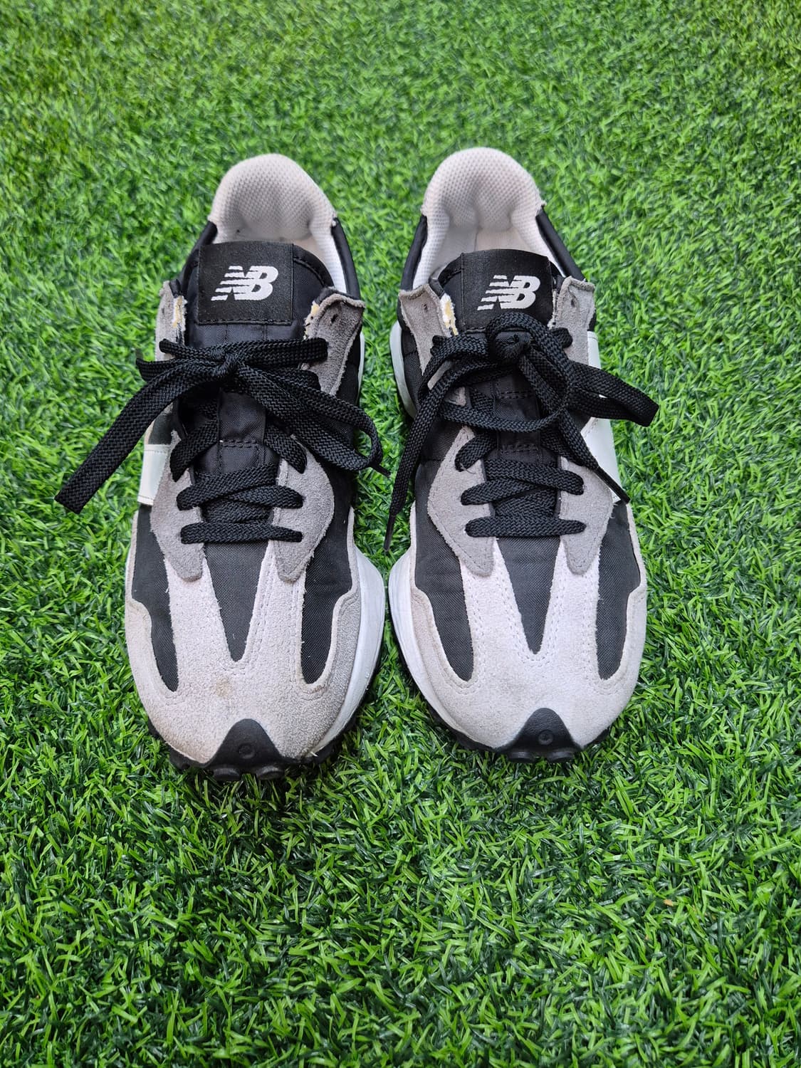[상태A급]뉴발란스 327 블랙/그레이 운동화 250mm 상품이미지2