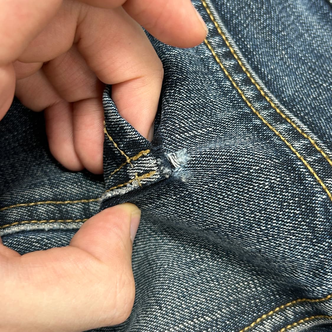 스톤아일랜드 와펜 데님팬츠(32) 상품이미지4