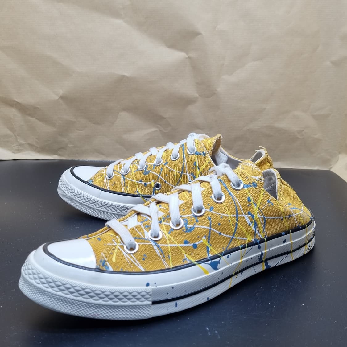 컨버스 척70 로우 페인트 선플라워 250 상품이미지1