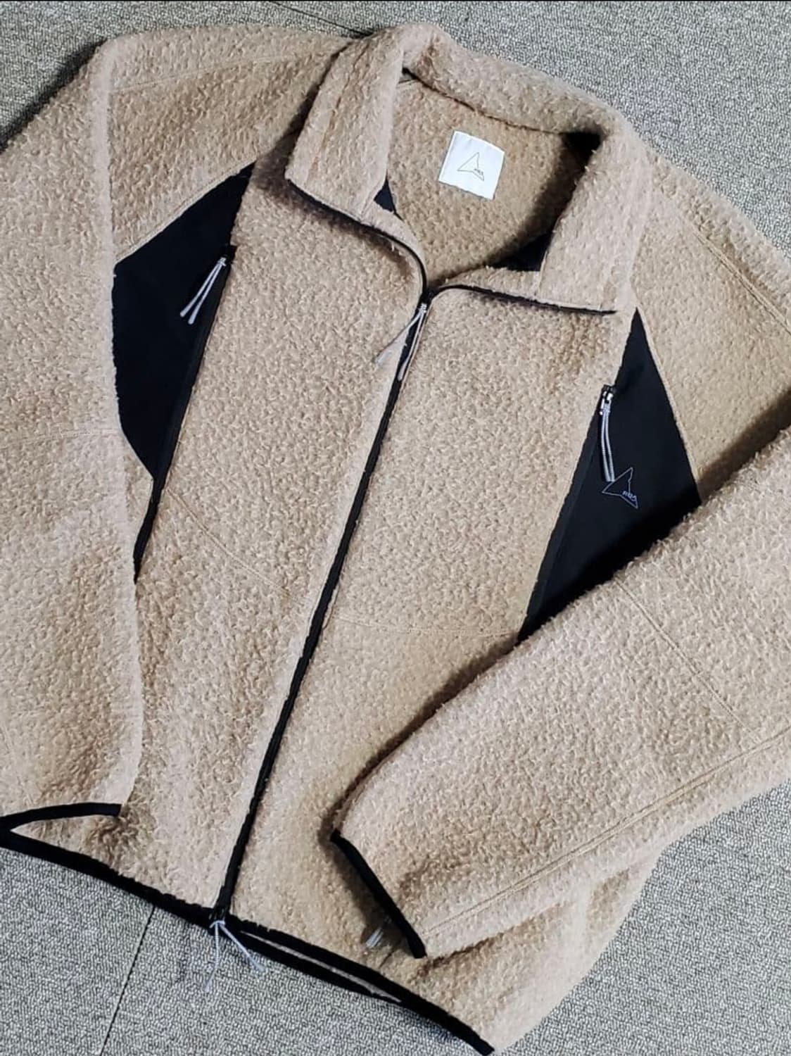 로아 ROA 하이킹 퍼리재킷M 미사용 Heavy Furry Jackek 상품이미지4