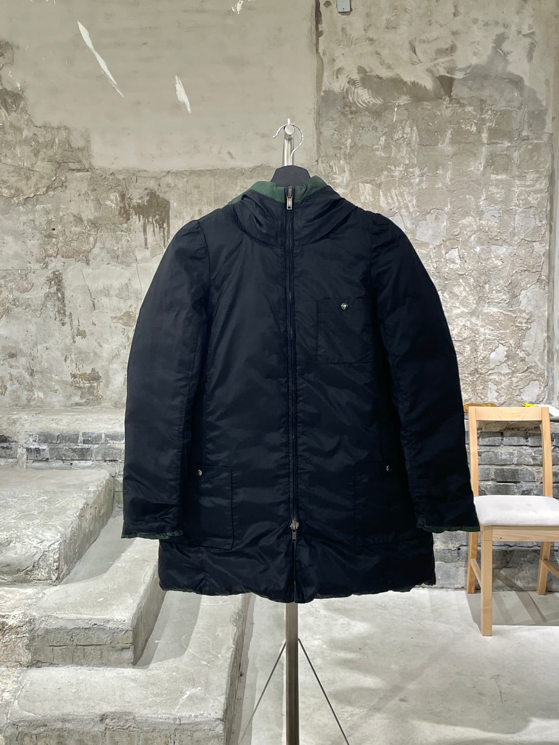 미우미우 꼬르소꼬모 그린 앤 블랙 리버시블 투 웨이 덕 다운 자켓 상품이미지5