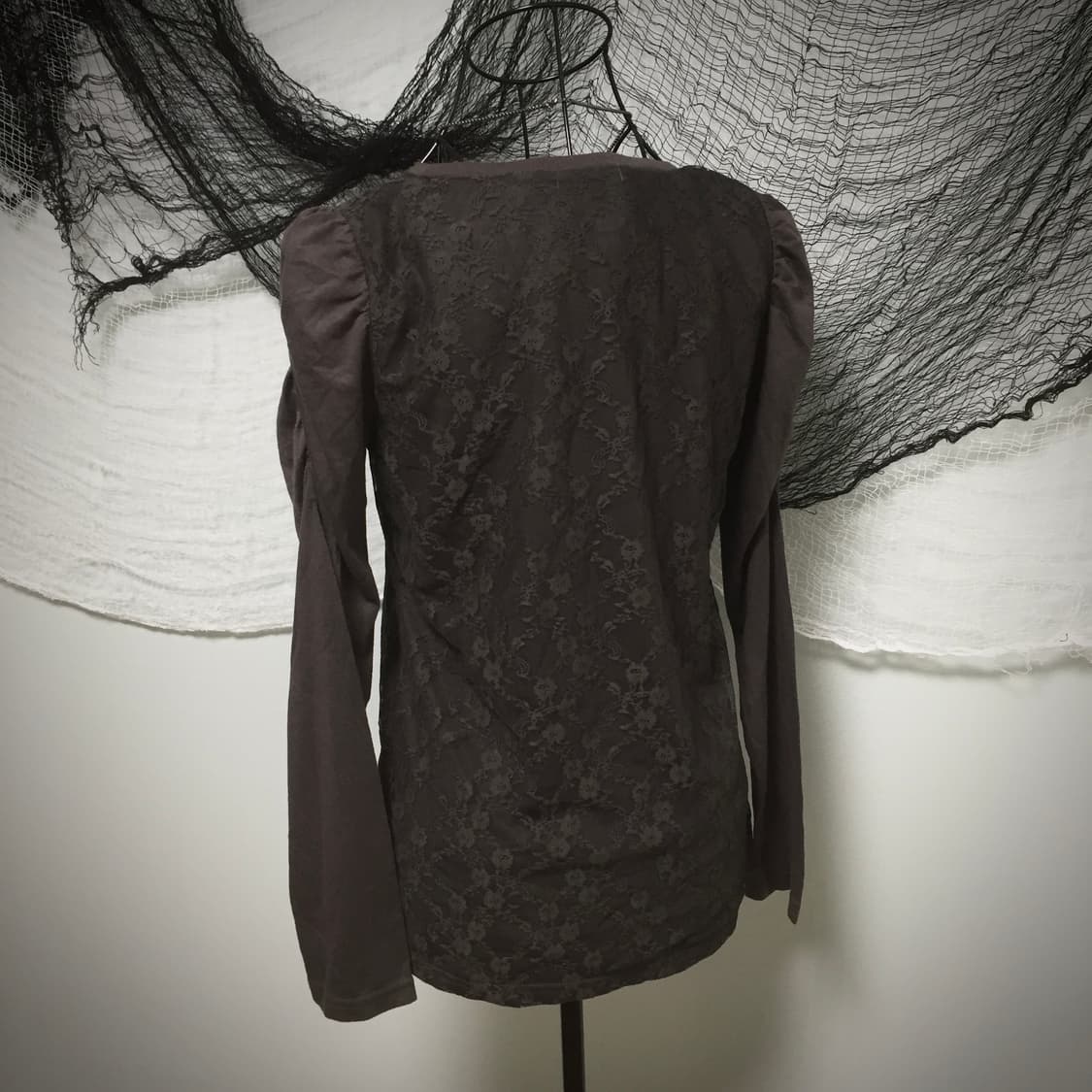 a.v.v brown lace detail shirring puff  T 상품이미지7