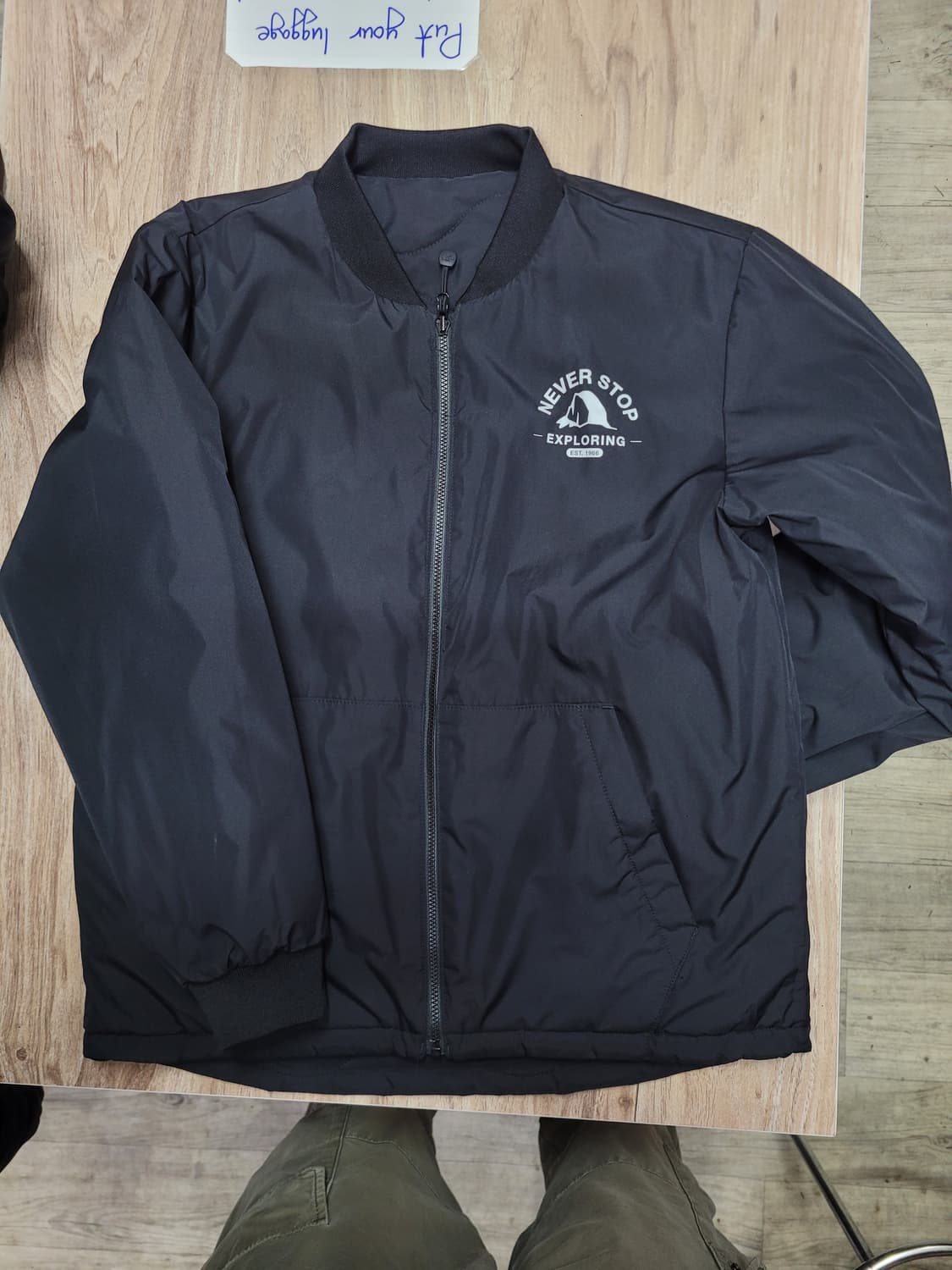 노스페이스 양면 블랙 퀄딩 경량 패딩 상품이미지3