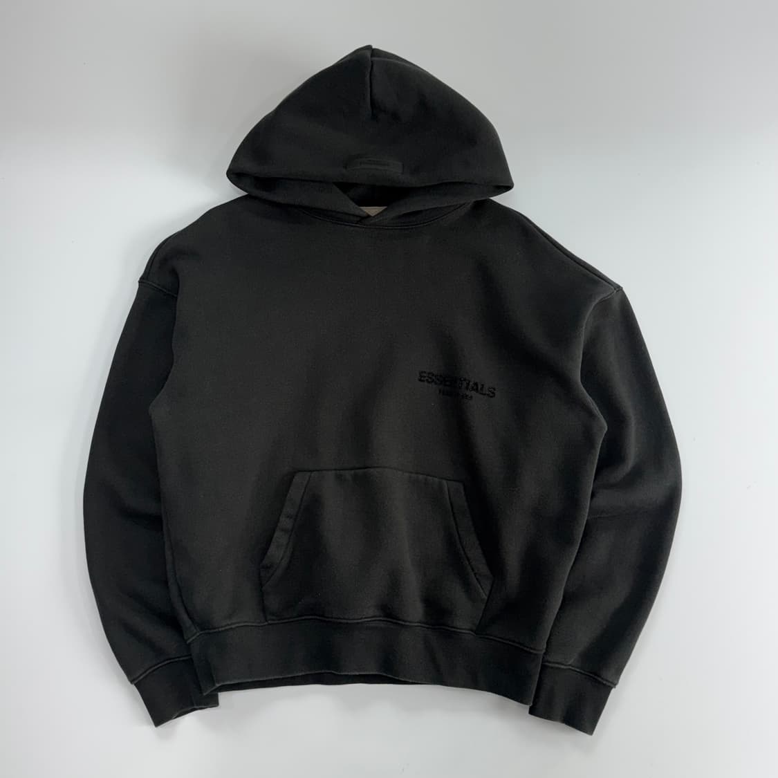 Essentials 에센셜 스펠아웃로고 블랙 후드티 상품이미지3