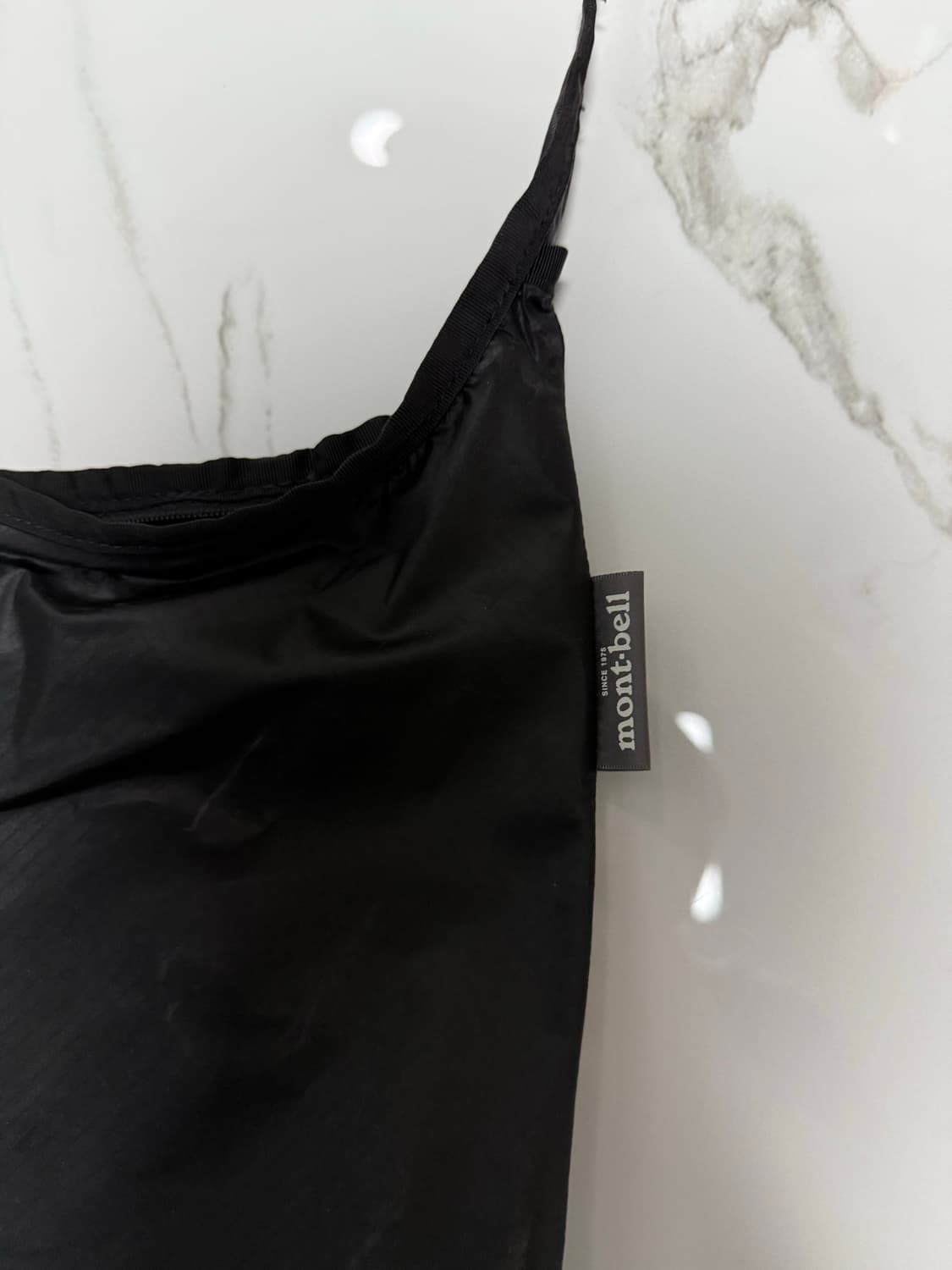 몽벨 울트라 모노 파우치 M 블랙 상품이미지4