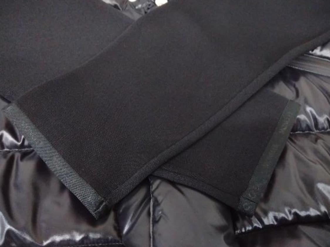 [정품] 몽클레어 와펜 유광 니트 패딩 자켓 L 블랙 상품이미지3