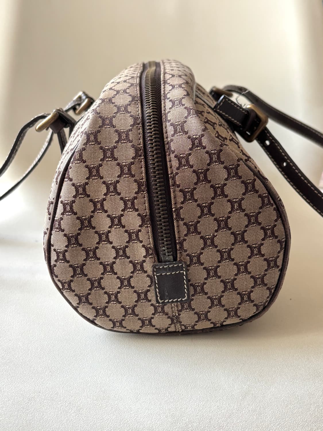 셀린느 마카담 캔버스 숄더백 상품이미지5