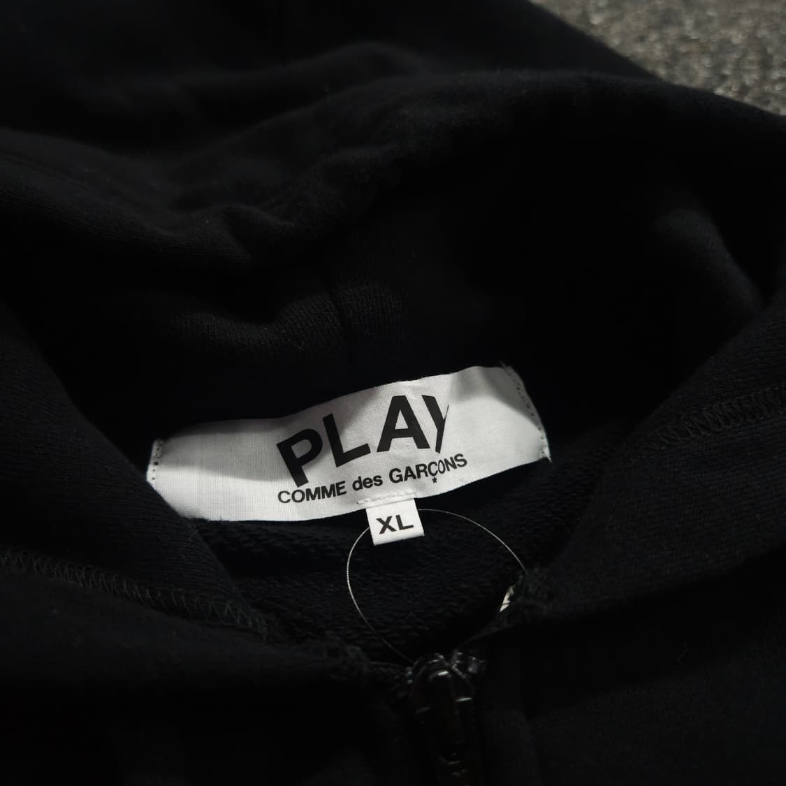 꼼데가르송 더블 하트 와펜 백화점판 후드 집업 (XL) 상품이미지5