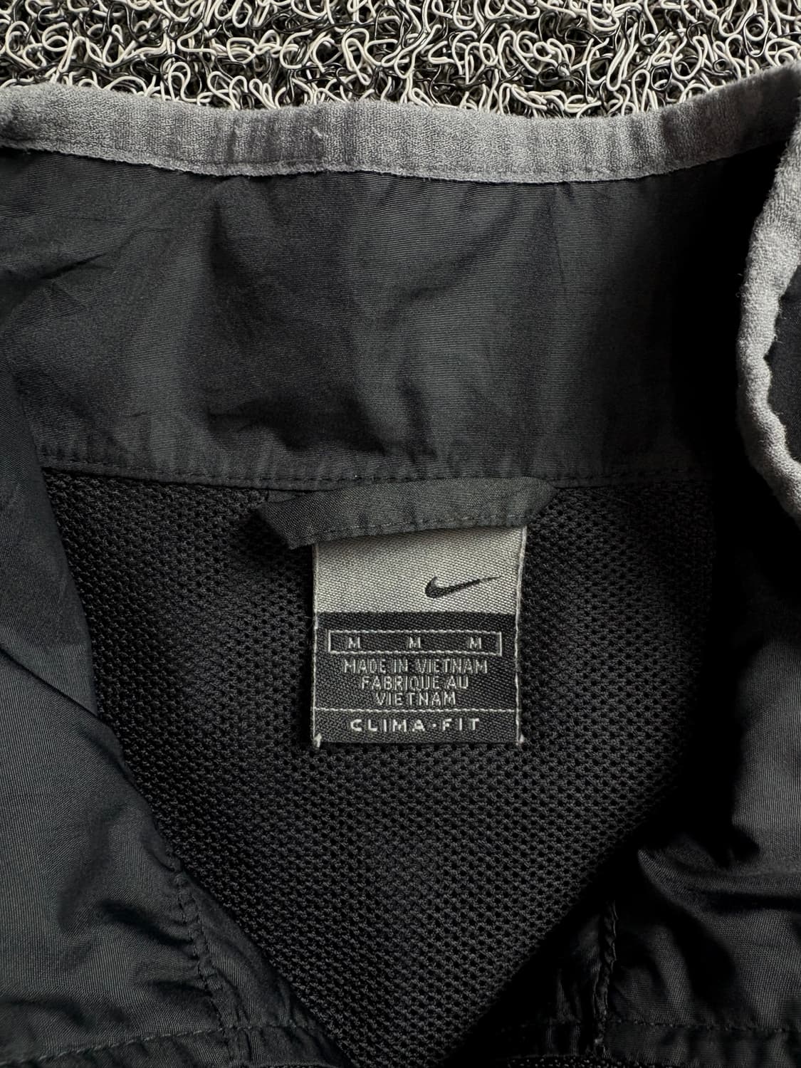 00s 나이키 스우시로고 블랙 미니멀 바람막이 1609 상품이미지3