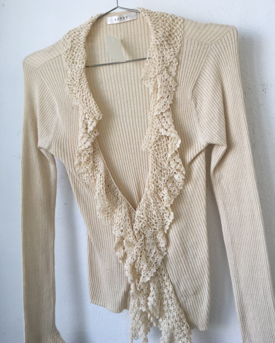 Crochet ruffle point ribbed knit cardiga 상품이미지5