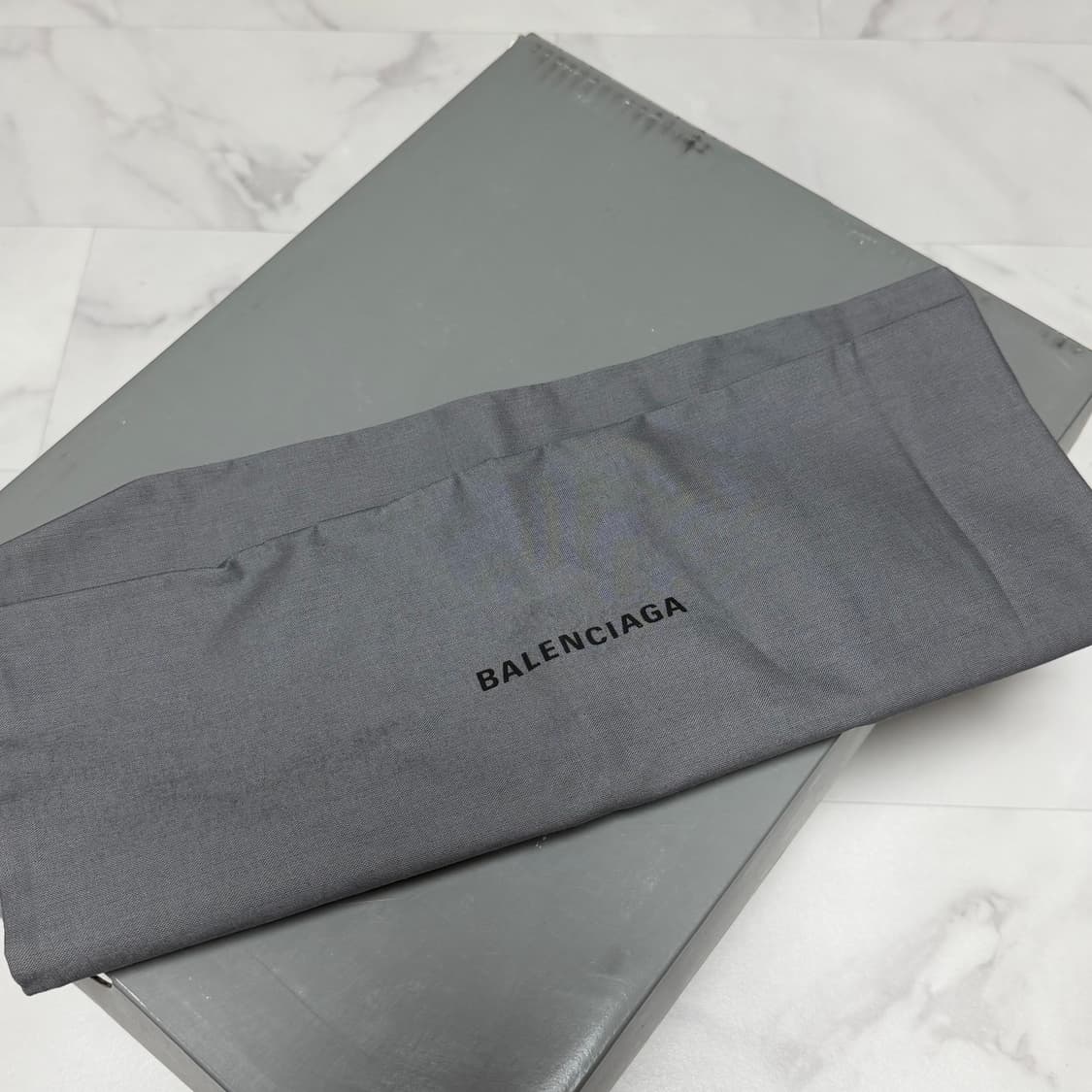 발렌시아가 젠 스니커즈 화이트 44 상품이미지7