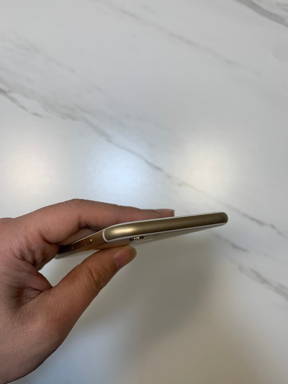 아이폰6s 64기가 골드색상  상품이미지4