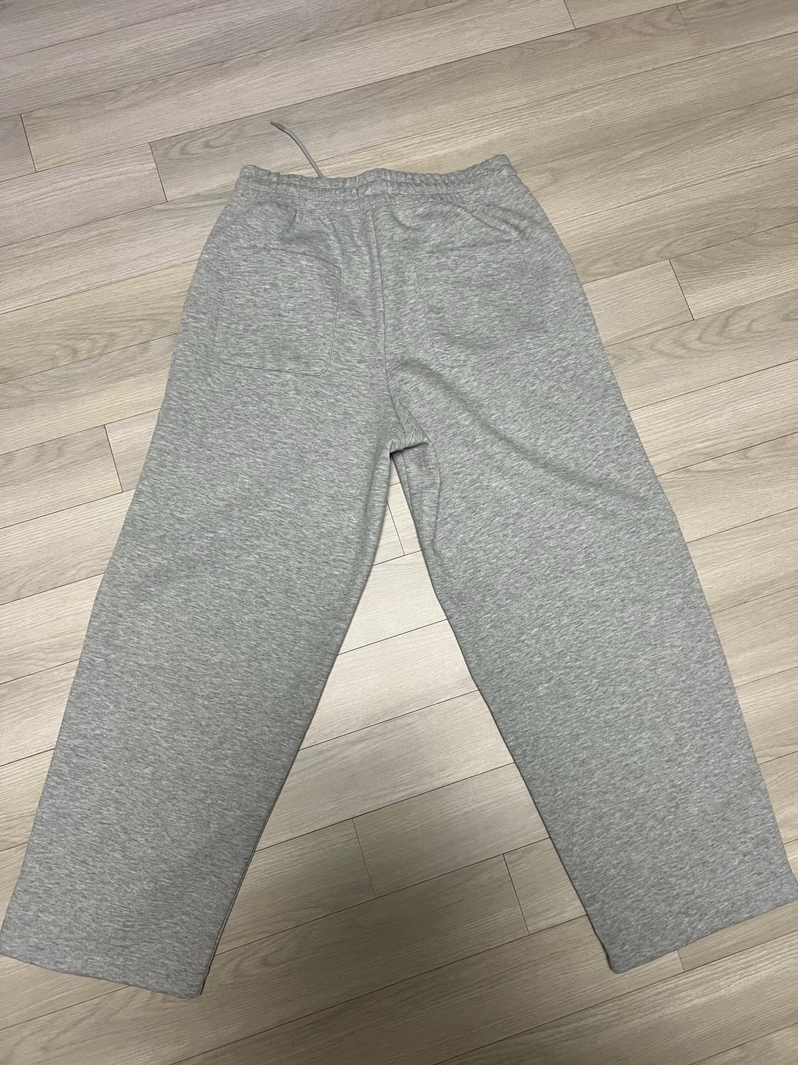 유니클로 C 스웨트 와이드 팬츠 그레이 (03번) L사이즈 짧은버전 상품이미지2