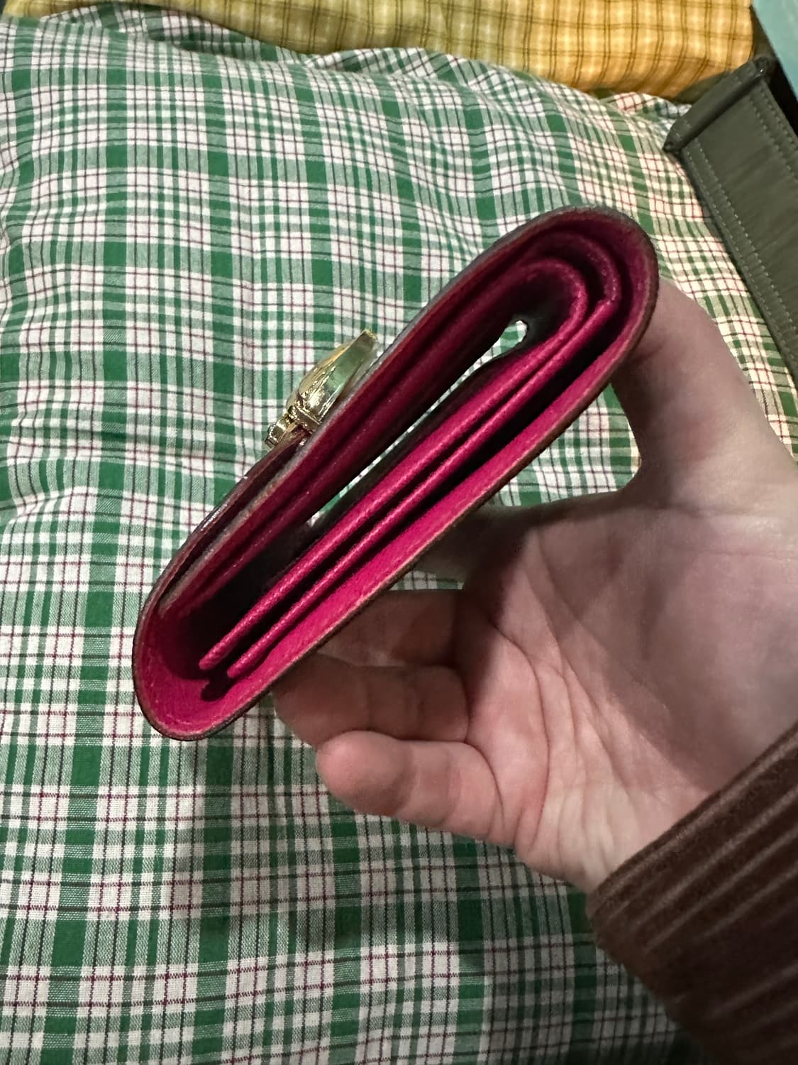 루이비통 멀티컬러 중지갑 상품이미지4