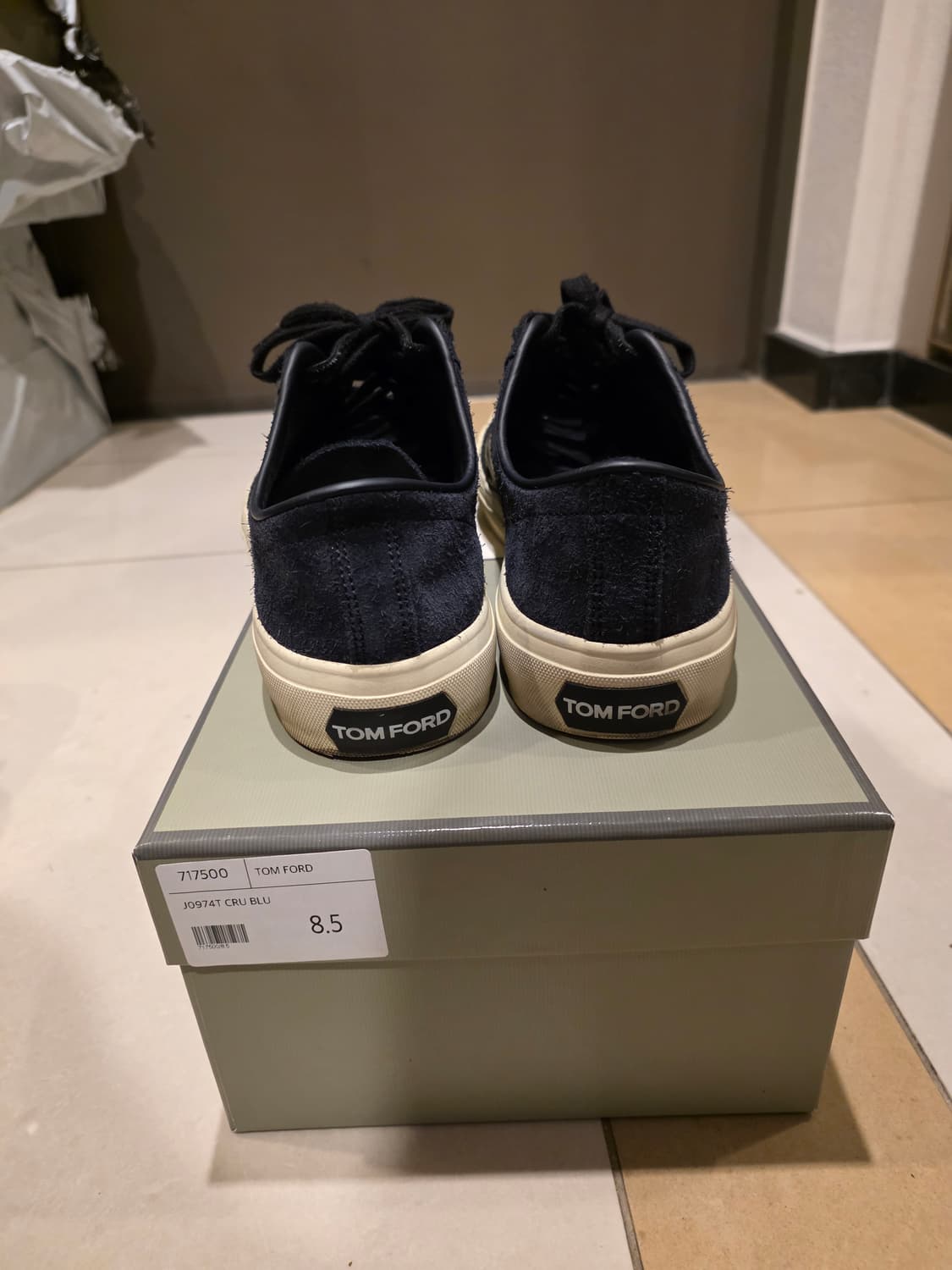 톰포드 스웨이드 캠브리지 스니커즈 네이비 상품이미지5