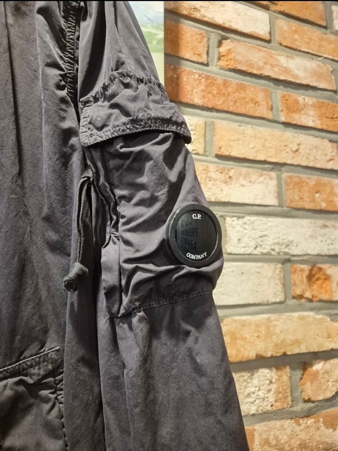 급처 CP컴퍼니 씨피 렌즈와펜 하프 롱 나일론 자켓 105 상품이미지2