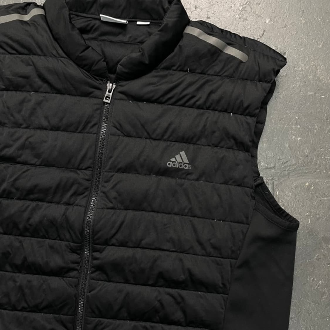 105 아디다스 골프 패딩조끼 상품이미지2