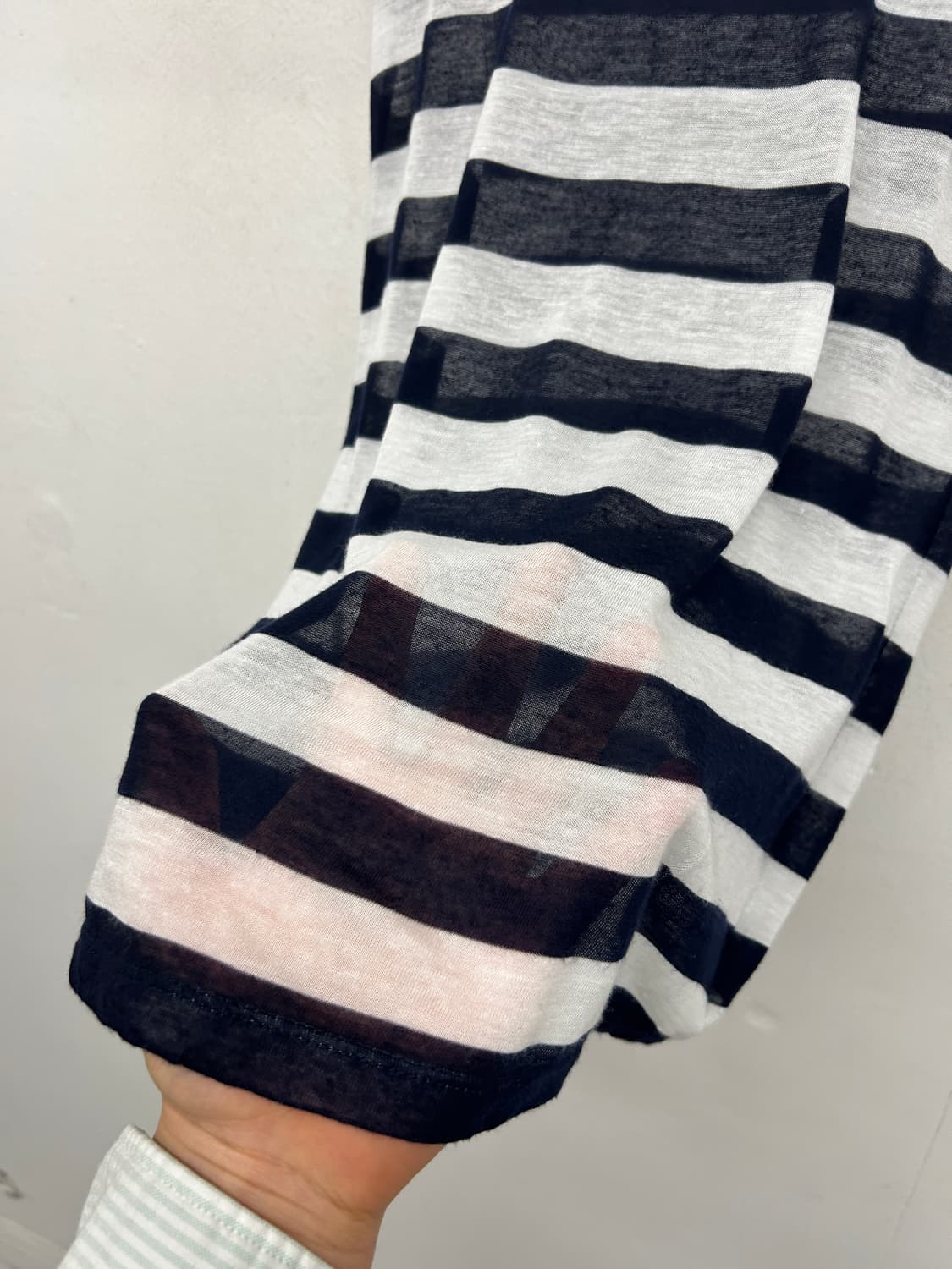 띠어리 스트라이프 시스루 반팔 티셔츠 상품이미지3