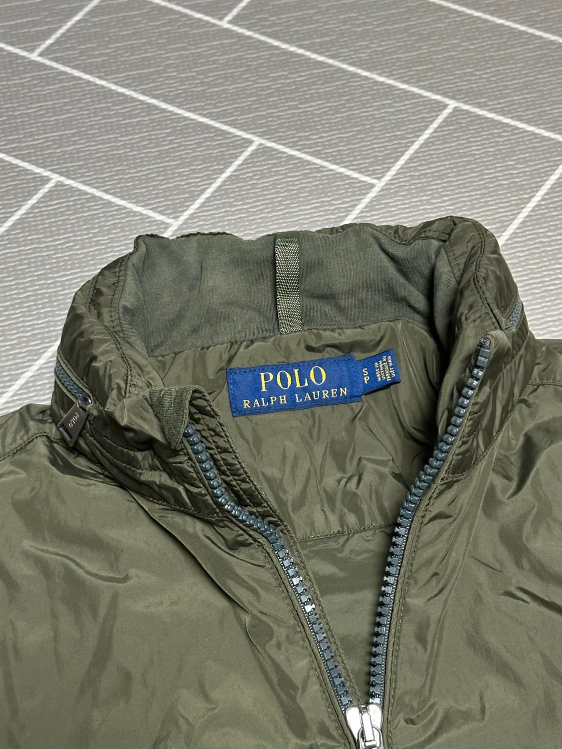 폴로 페리 나일론 바람막이 카키 상품이미지3