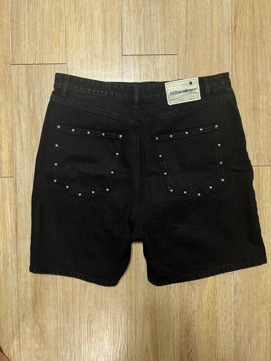 XL) 엑스트라오디너리 스터드 데님 숏츠 상품이미지3