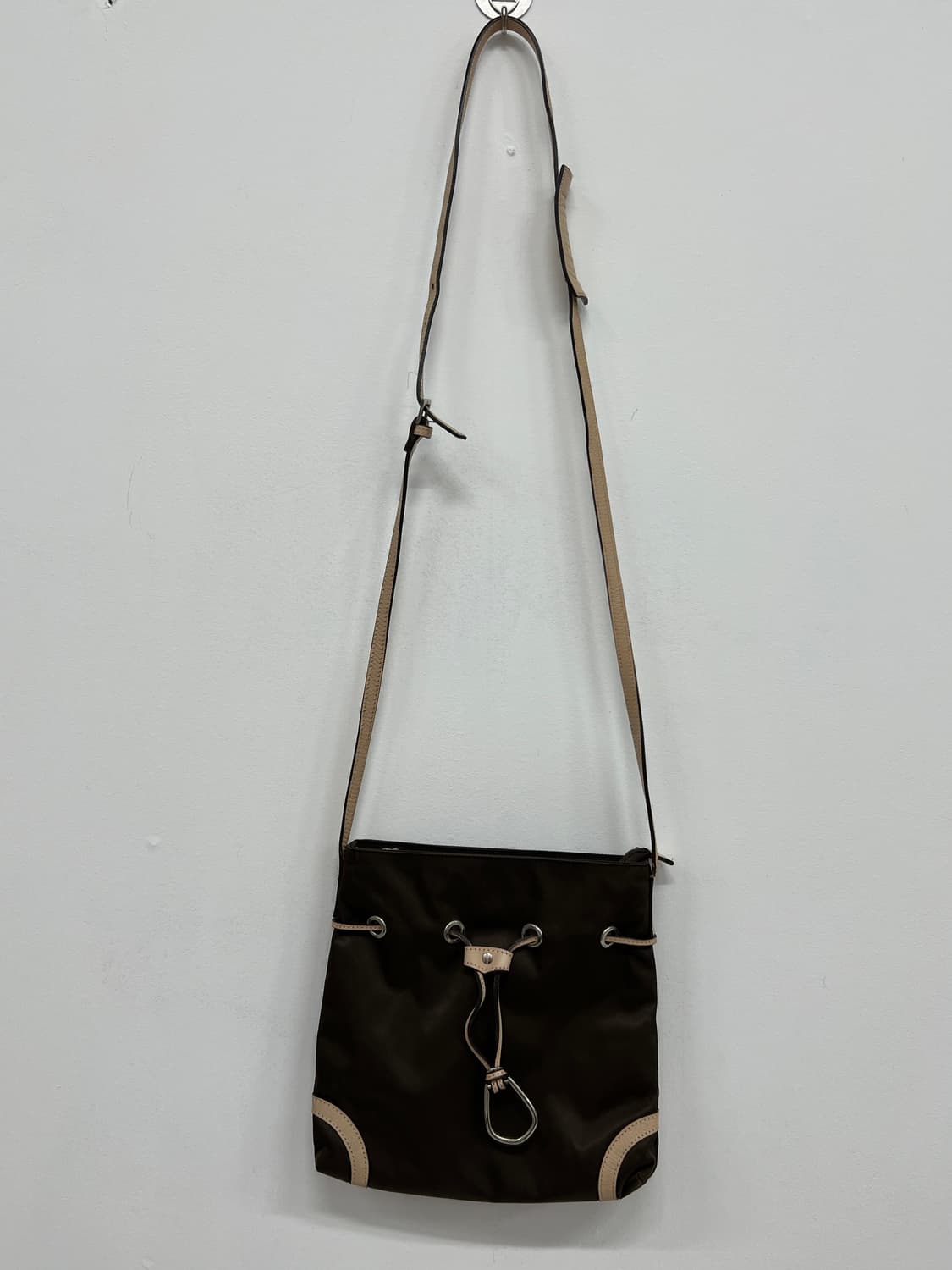 eyelet detail cross bag 상품이미지6