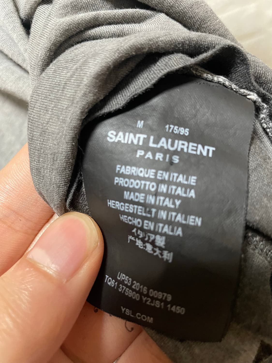 생로랑 워싱 포켓 티셔츠 상품이미지4