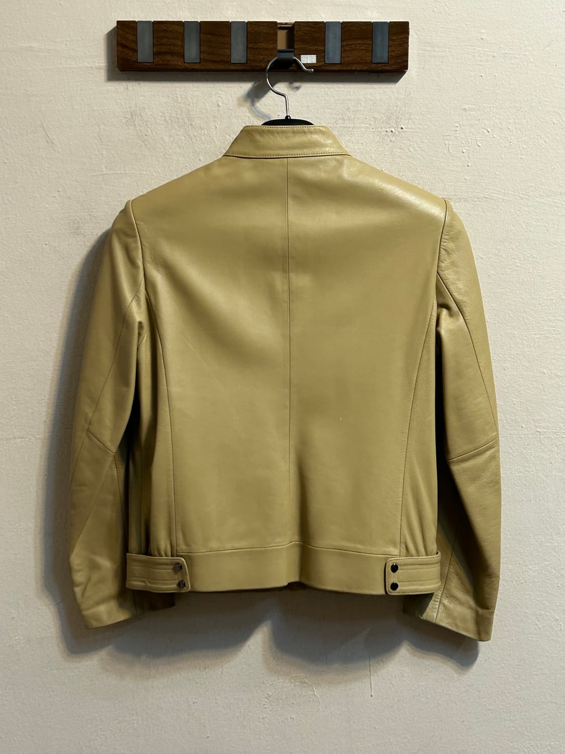 유즈드 라이트 베이지 미니멀 레더 자켓 상품이미지5