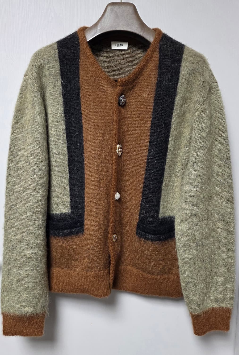 [뷔,홍지윤 착용] 23FW 셀린느 에디 슬리먼 브러쉬드 모헤어 M사이즈 상품이미지5