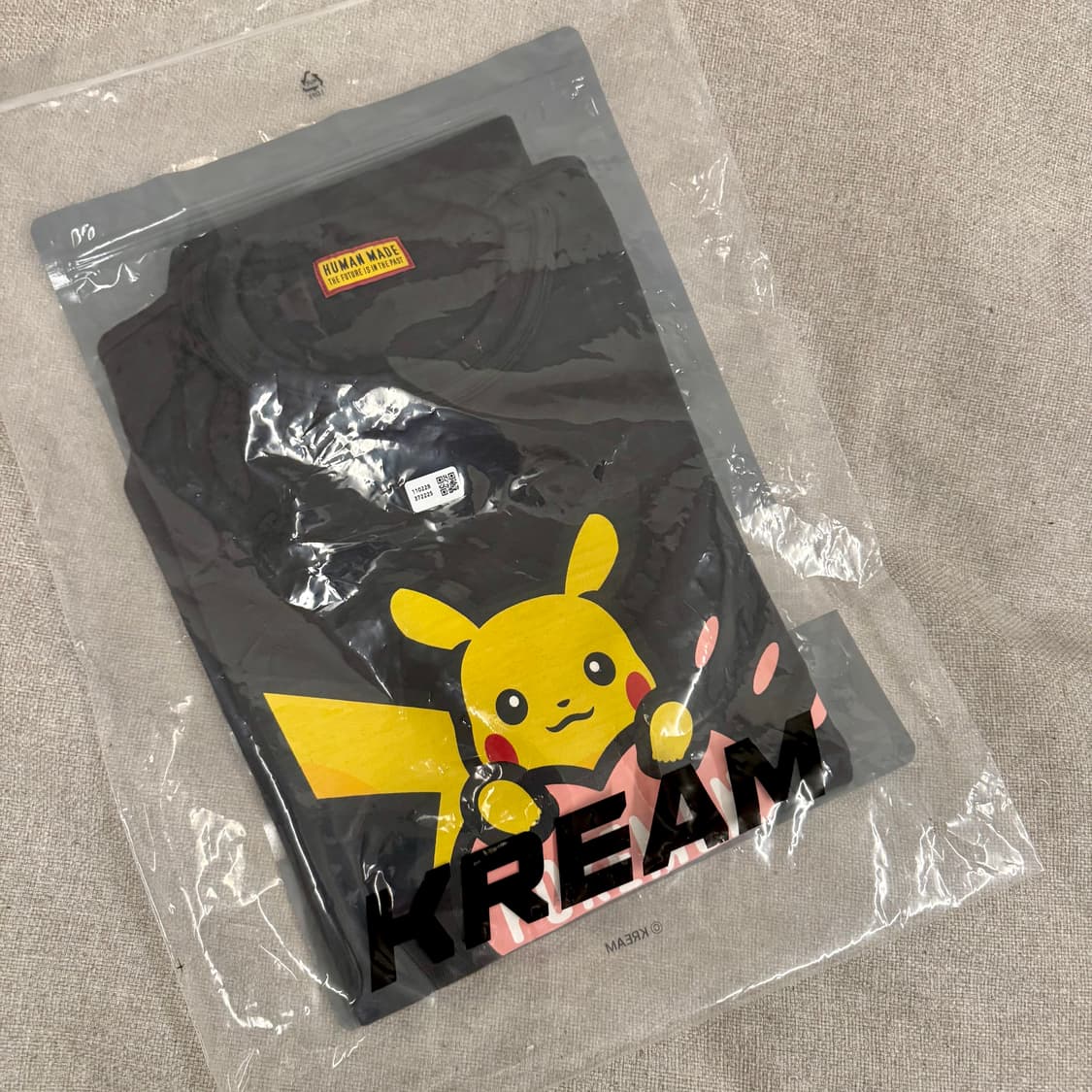 휴먼 메이드 포켓몬 그래픽 티셔츠 블랙 코랄 핑크 서울 스토어 한정 상품이미지2