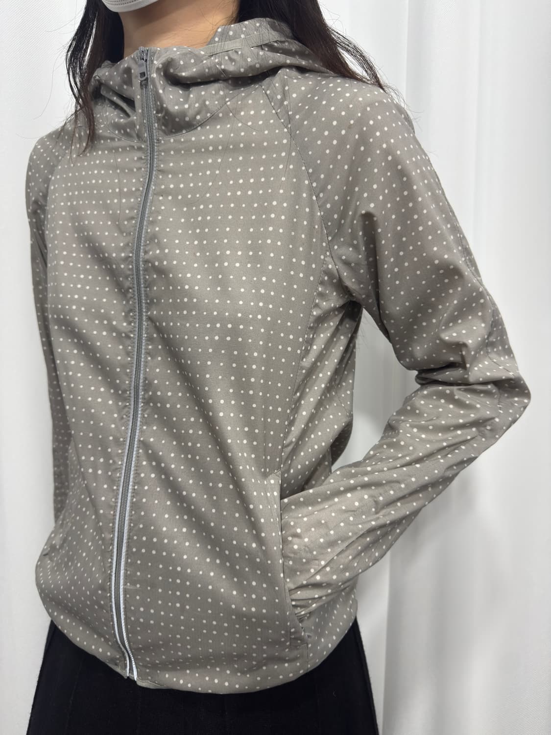 uniqlo gray dot hood jacket 상품이미지3