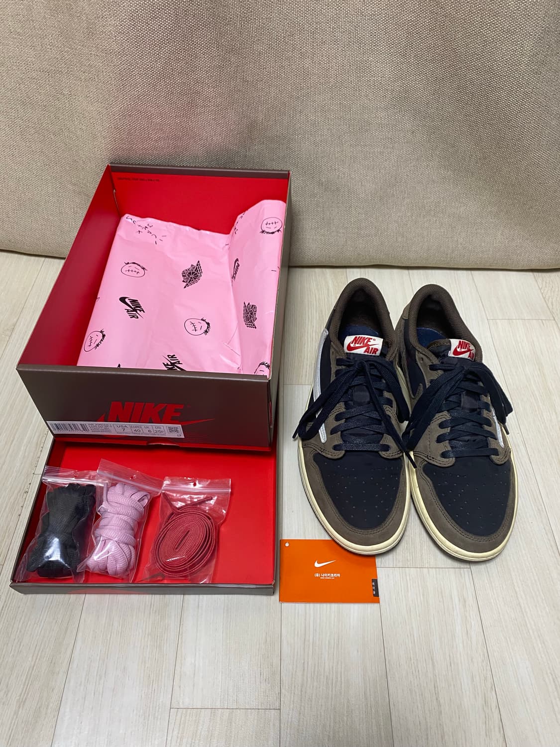 [250] 조던 1 x 트래비스 스캇 레트로 로우 OG SP 모카 상품이미지1